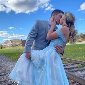 Meet your Posher, Deanna